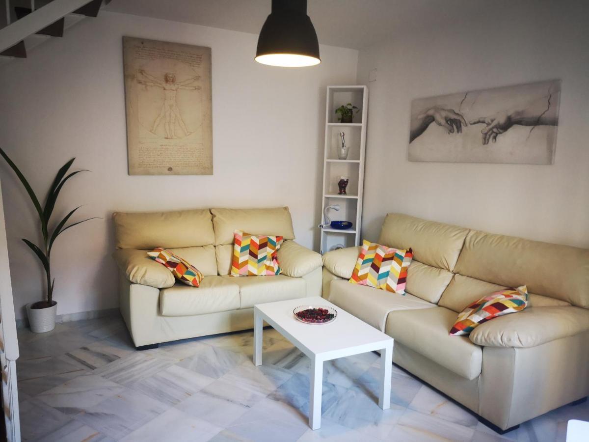 Ferienwohnung Duplex With Terrace Santa Rufina Sevilla Exterior foto