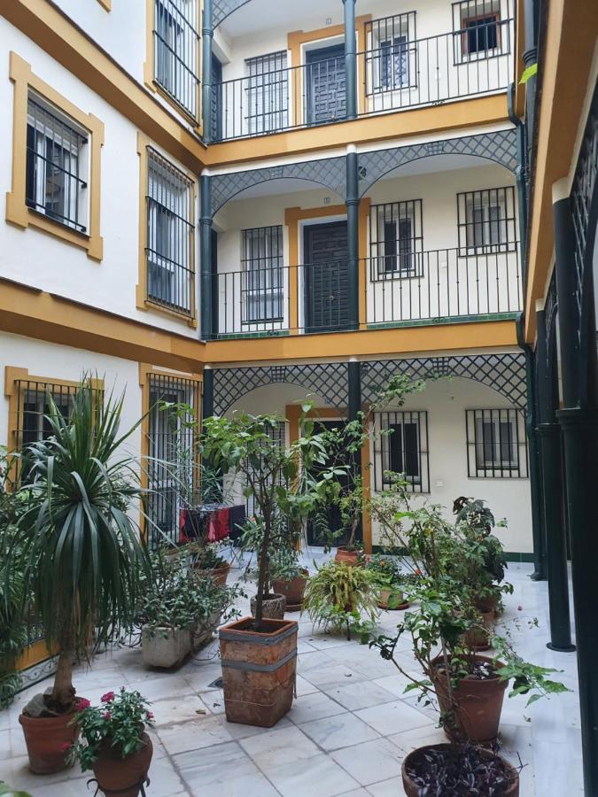 Ferienwohnung Duplex With Terrace Santa Rufina Sevilla Exterior foto