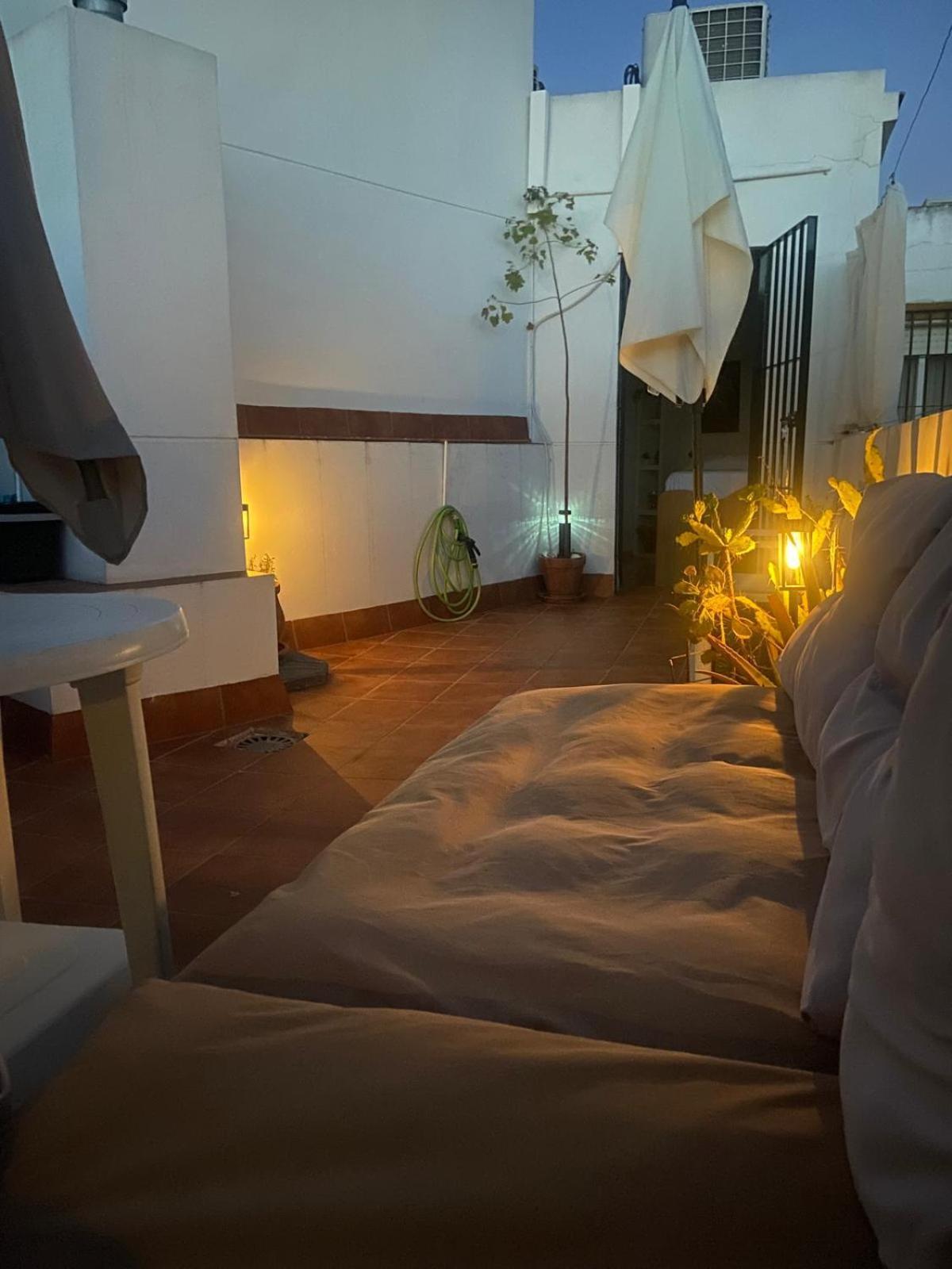 Ferienwohnung Duplex With Terrace Santa Rufina Sevilla Exterior foto