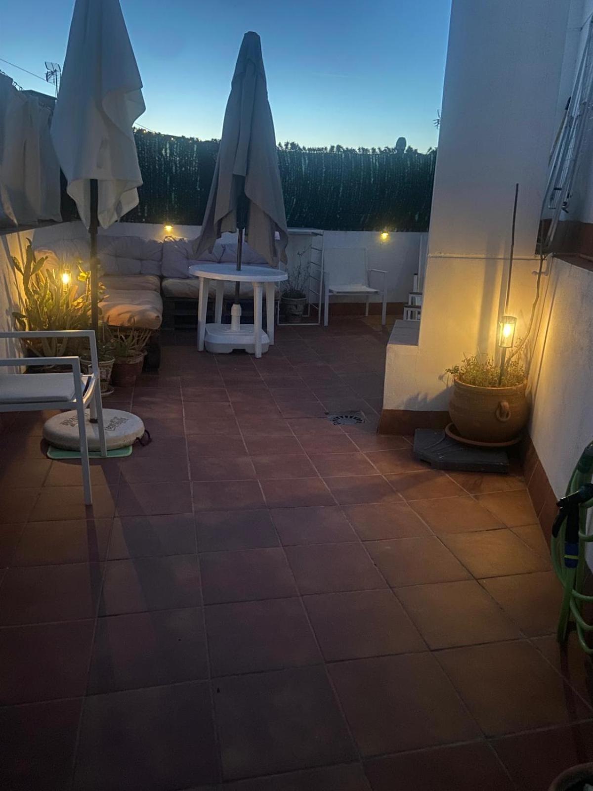 Ferienwohnung Duplex With Terrace Santa Rufina Sevilla Exterior foto