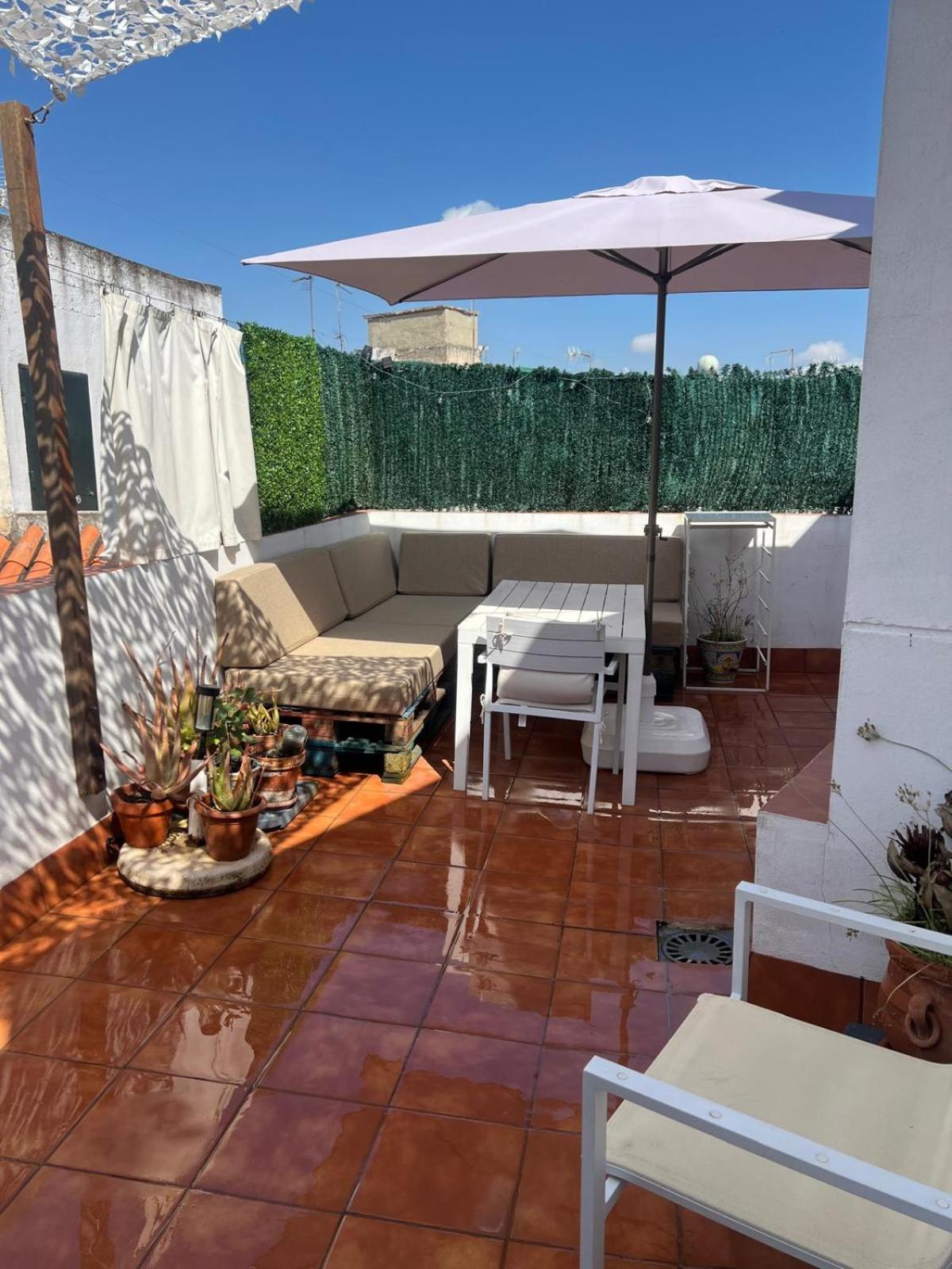 Ferienwohnung Duplex With Terrace Santa Rufina Sevilla Exterior foto